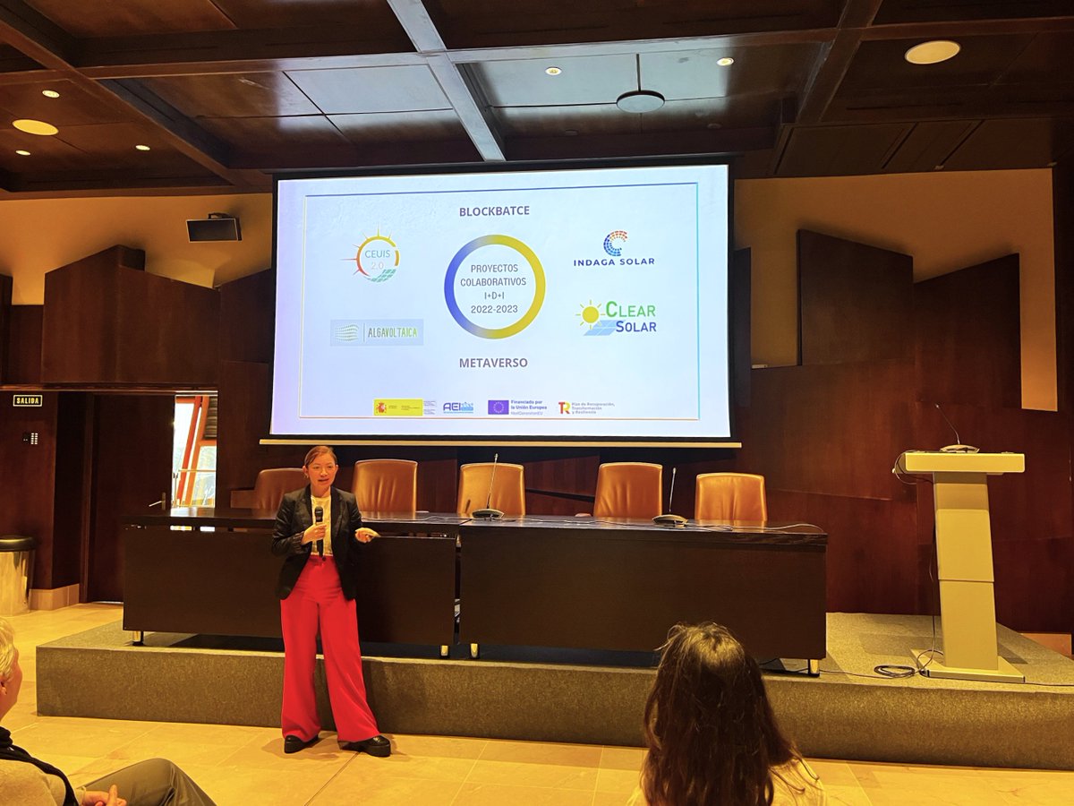 Solartys's tweet photo. 👋Hoy y mañana nos encontrarás en el @ForoTransfiere
⚡Esta mañana hemos presentado junto con @SkylifeEng el proyecto #EmpleaSolar así como los demás proyectos colaborativos #AEI que estamos ejecutando: #BlockBatCE, #CEUIS2, #ALGAVOLTAICA, #INDAGASOLAR, #CLEASOLAR y #Metaverso https://t.co/6RIJogET5S