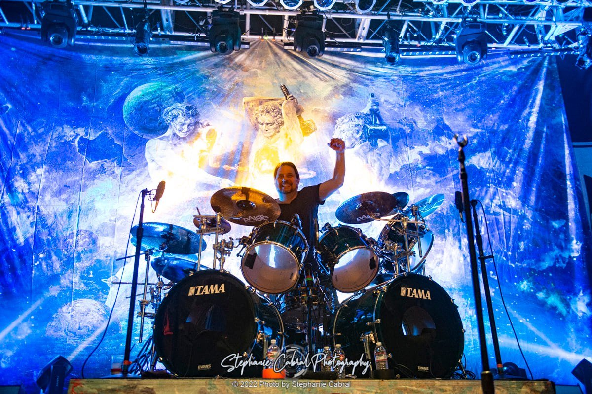 HAPPY BIRTHDAY DAVE LOMBARDO!    