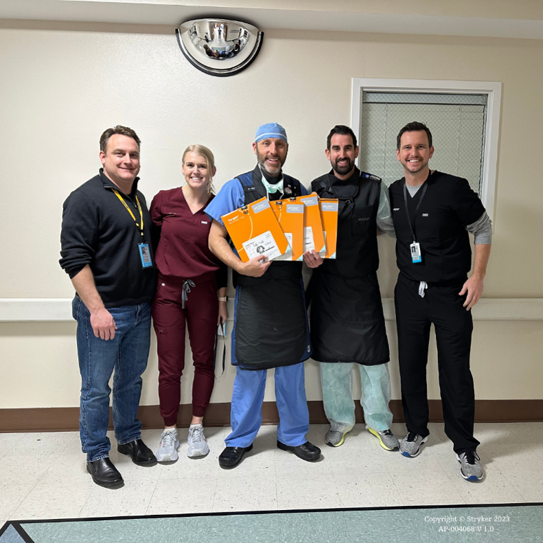 Congratulations to Dr. Matthew Fiesta, member of Radiology Associates of North Texas, for completing the first two patient cases in the world using the Target Tetra Detachable Coil, on January 11, 2023! 
Risk and ISI: strykernv.com/Target_Tetra_D…