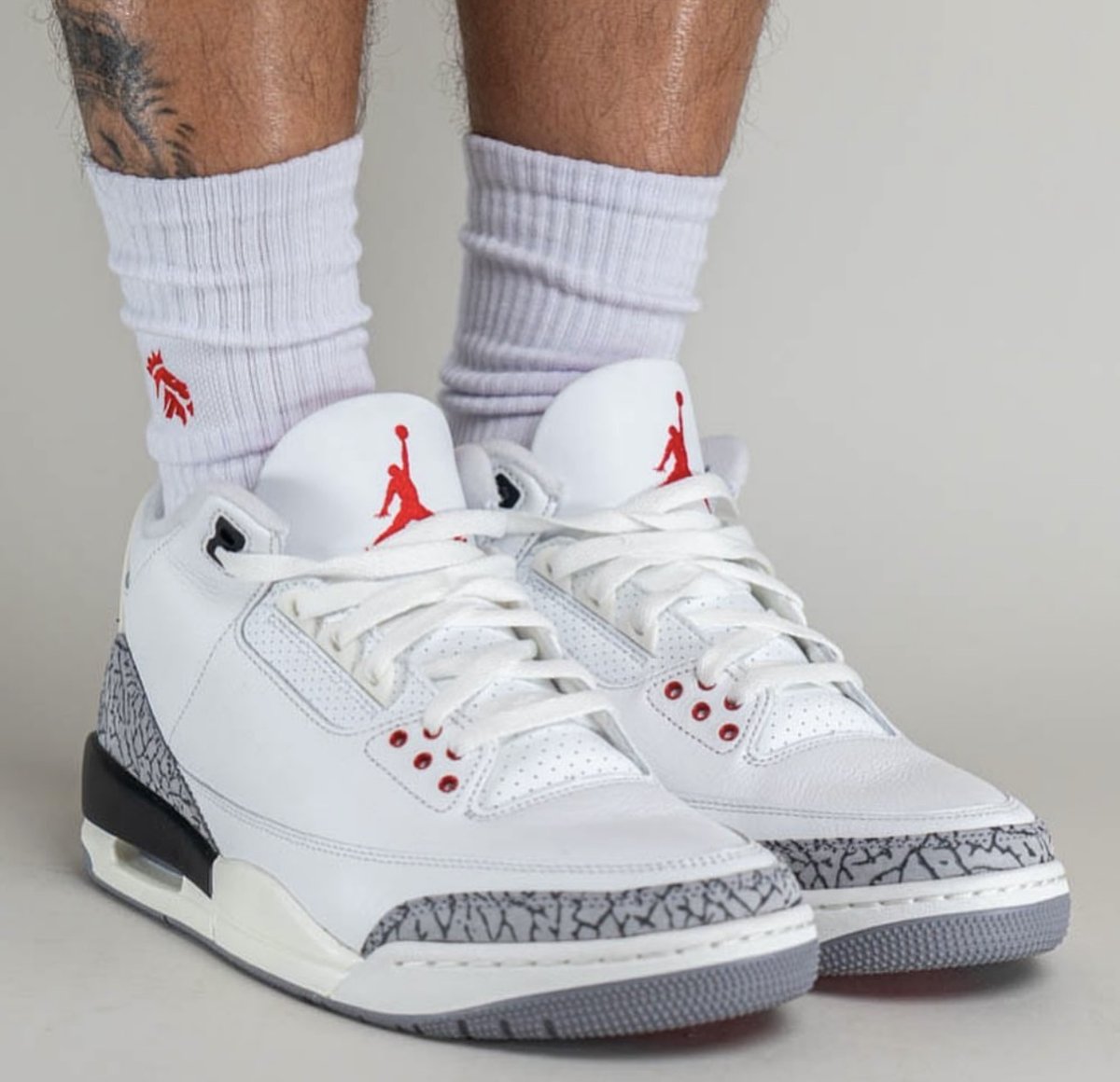 nicekicks's tweet photo. 2023 "White Cement" Air Jordan 3 🤤 https://t.co/SBlULm3ZMH