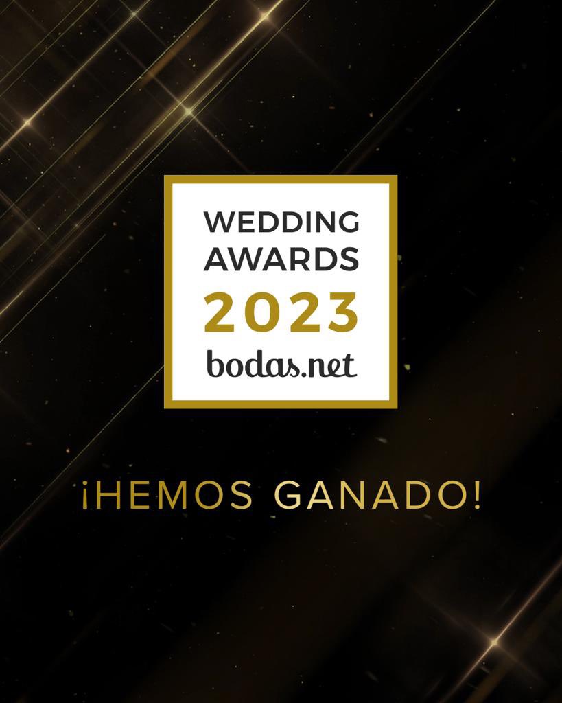 Navdra's tweet photo. Gracias una vez más por este reconocimiento que nos llena de alegría 🏆✨✨ #navdra #weddingawards2023 #weddingdressdesigner #premio #weddingawards #noviasmadrid #bridetobe2023 #bridaldress https://t.co/fYkpm6yppr
