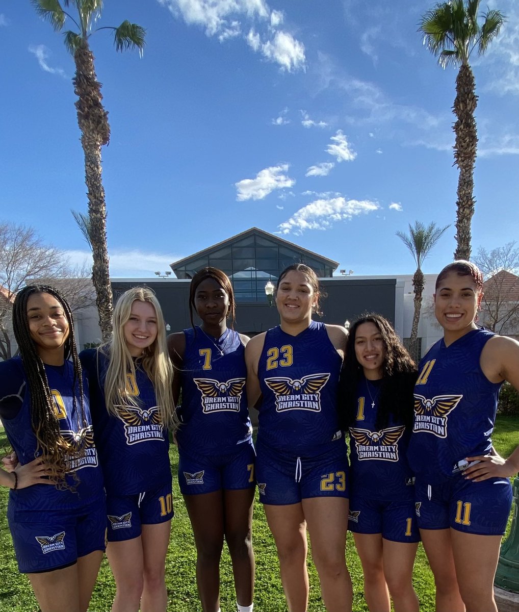 Senior Night.

🗓️Thursday, February 16th
🆚 Arizona Christian University JV
📍Dream City Christian
⏱️6:30 pm (ceremony begins)
🎟️Free
🏀#ourcitydreamcity #developedhere