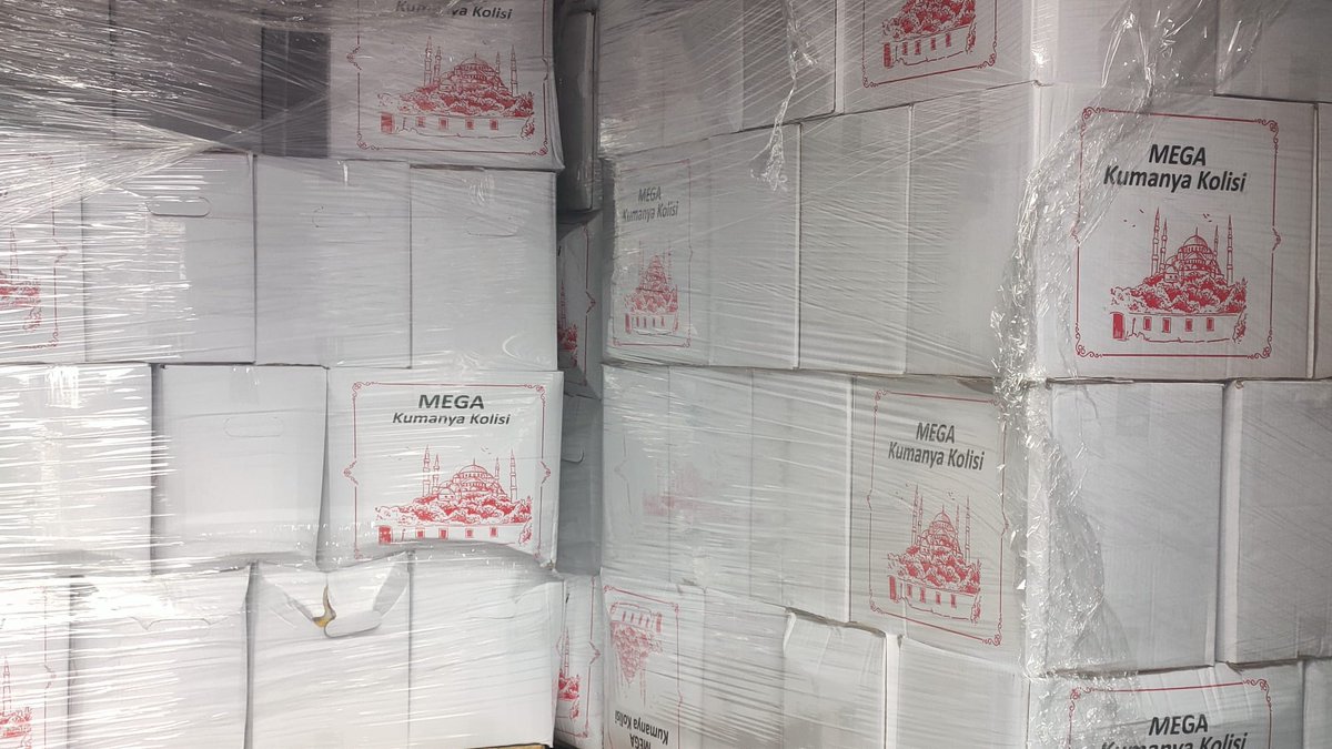 🔺İlçe Milli Eğitim Müdürlüğümüz depremzede vatandaşlarımız için tek yürek olarak deprem bölgesine gıda malzemeleri gönderdi.

🇹🇷 Esenler, Türkiye için tek yürek! 
Biriz Beraberiz🇹🇷
Canımız Türkiye🇹🇷

<a href="/prof_mahmutozer/">Mahmut Özer</a> <a href="/tcmeb/">Millî Eğitim Bakanlığı</a>
<a href="/memleventyazici/">Levent Yazıcı</a> <a href="/istanbulilmem/">İstanbul İl Millî Eğitim Müdürlüğü</a>
<a href="/mnaras/">M.Nurettin ARAS🇹🇷</a>