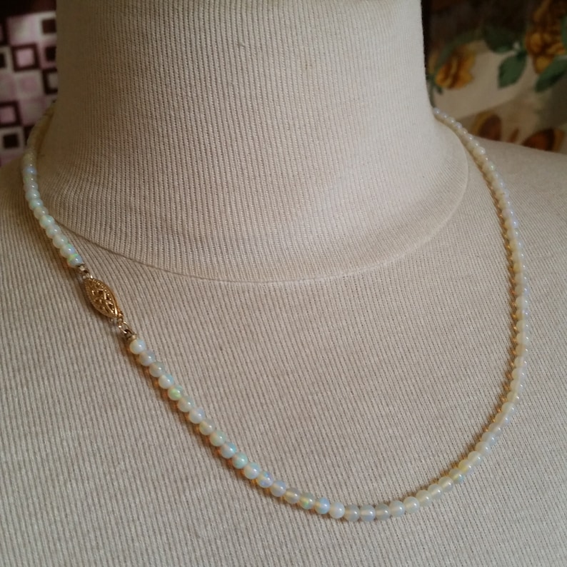 PumpjackP's tweet image. Vintage Opal Pearl Necklace With 14K Gold Clasp in Pastel rainbow hues - Etsy France buff.ly/3xrHKpt #PumpjackPiddlewick #vintage #antiques #etsyvintage #quality #uniquegifts
 #originalgift
 #sustainable
 #OOAK
 #giftforher
#opals #opalnecklace #necklace #anniversarygift