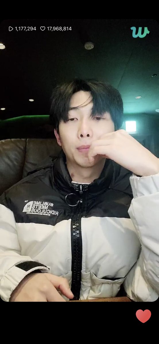 Cari_C_'s tweet photo. Namjoon just went live… dropped his hickey on all of us… and then left hahahahah https://t.co/0VZbjsrx8w