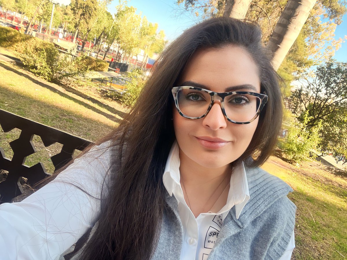 Memeyamel on twitter adivinen en donde estoy 