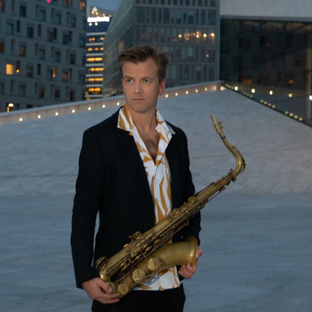 Our final show of the Jazz Festival is with Marius Neset on Sunday the 26th of February! 
Neset is successfully hitting the international stage being talked about as a big tenor in a lineage from the post-pop Americans from Michael Becker and Chris Potter.