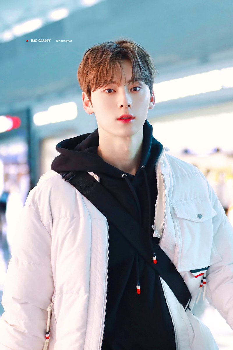 today_hmh's tweet image. 200217 밀라노 출국

#황민현 #Hwangminhyun #오늘의황민현