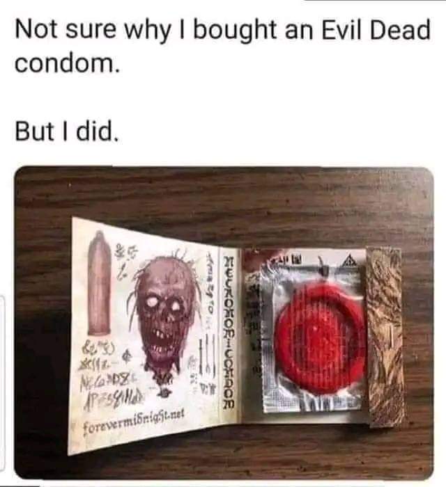 QueenlilithDB's tweet photo. Not sure why I bought an Evil Dead condom, but it surr comes in handy when he goes demonic.
#HorrorFam https://t.co/3gR1kFPCWi