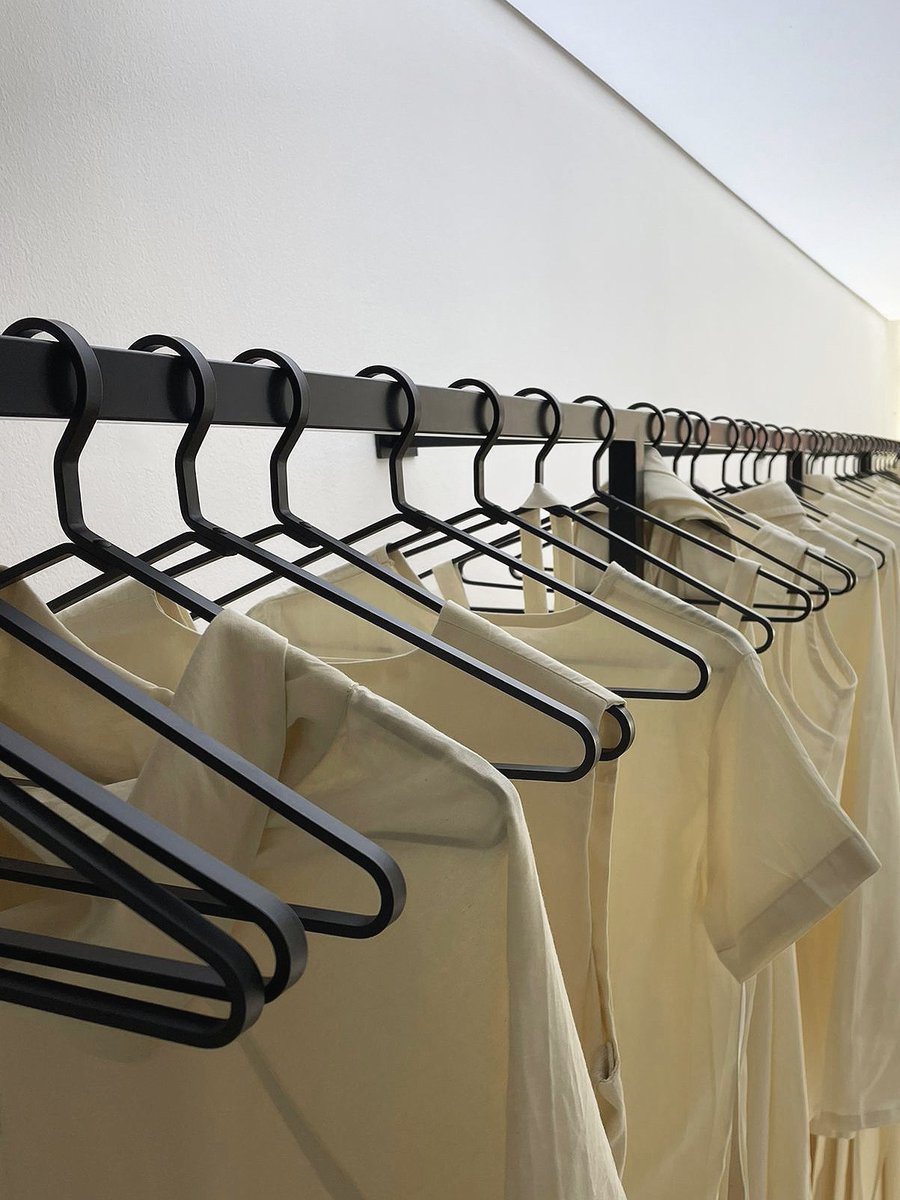 studiojoeland's tweet image. MY HEART BELONGS 
TO THE OTHER
JOËL ANDRIANOMEARISOA

OPENING FRIDAY 17 FEBRUARY 2023 . 5 PM
CHURCH PROJECTS
CAPE TOWN

#JoelAndrianomearisoa #ChurchProjects #CapeTown