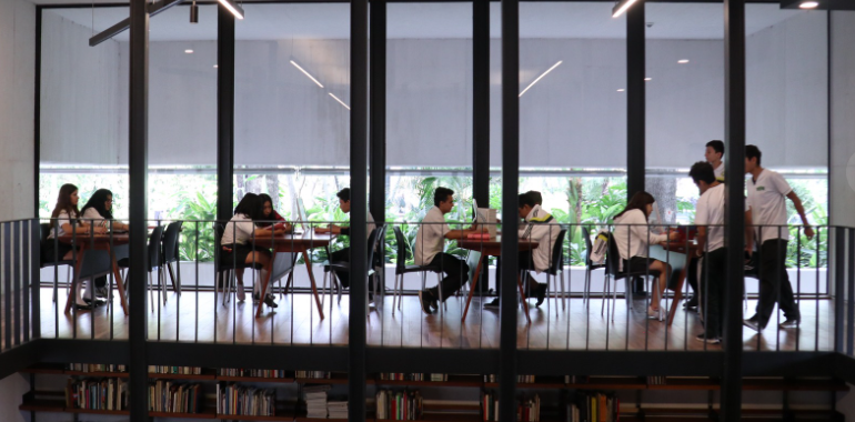 mmacjs's tweet photo. 🏛️ Nos gustan tus vistas ¿recuerdas nuestros horarios? 🌳 Jardín escultórico: lunes a domingo, 9:00 a 17:00 📚 Biblioteca, martes a sábado, 10:00 a 17:00 🖼️ Galerías, martes a domingo, 10:00 a 17:00. Entrada libre. Estacionamiento gratuito.
#MMACJS #Museo https://t.co/lU53Dpc4Kn