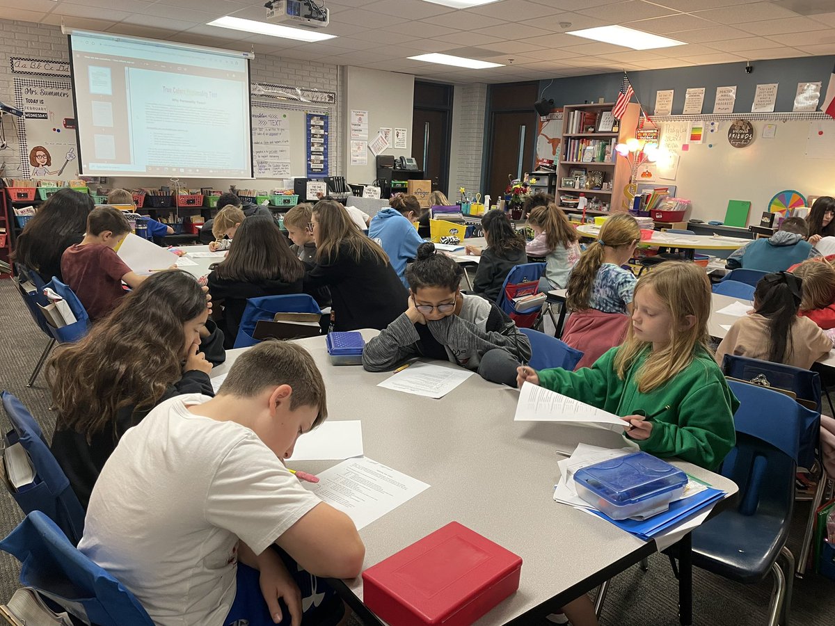 krislitzjohnson's tweet photo. @HumbleISD_WHE 5th graders working on the #great8skill #selfawareness by completing a #truecolors 💙💚💛🧡 personality test to dig deep and get to know 🧠 themselves better! #strengths #weaknesses #desiretoimprove https://t.co/Nj6o0Ky8cx