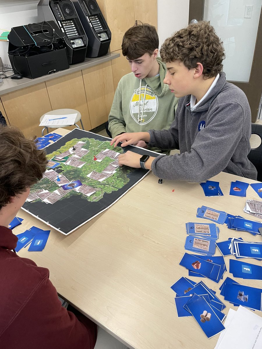 klundstromatmv's tweet photo. #MVSchool #gamedesign Sts learning abt design choices and how they affect the outcome of player "dynamics" or "user-experience". Thinking 🤔 Digital to Analog and backwards design as we breakdown the design choices for existing video games and translating them into a board game. https://t.co/Ky4kWafiIn