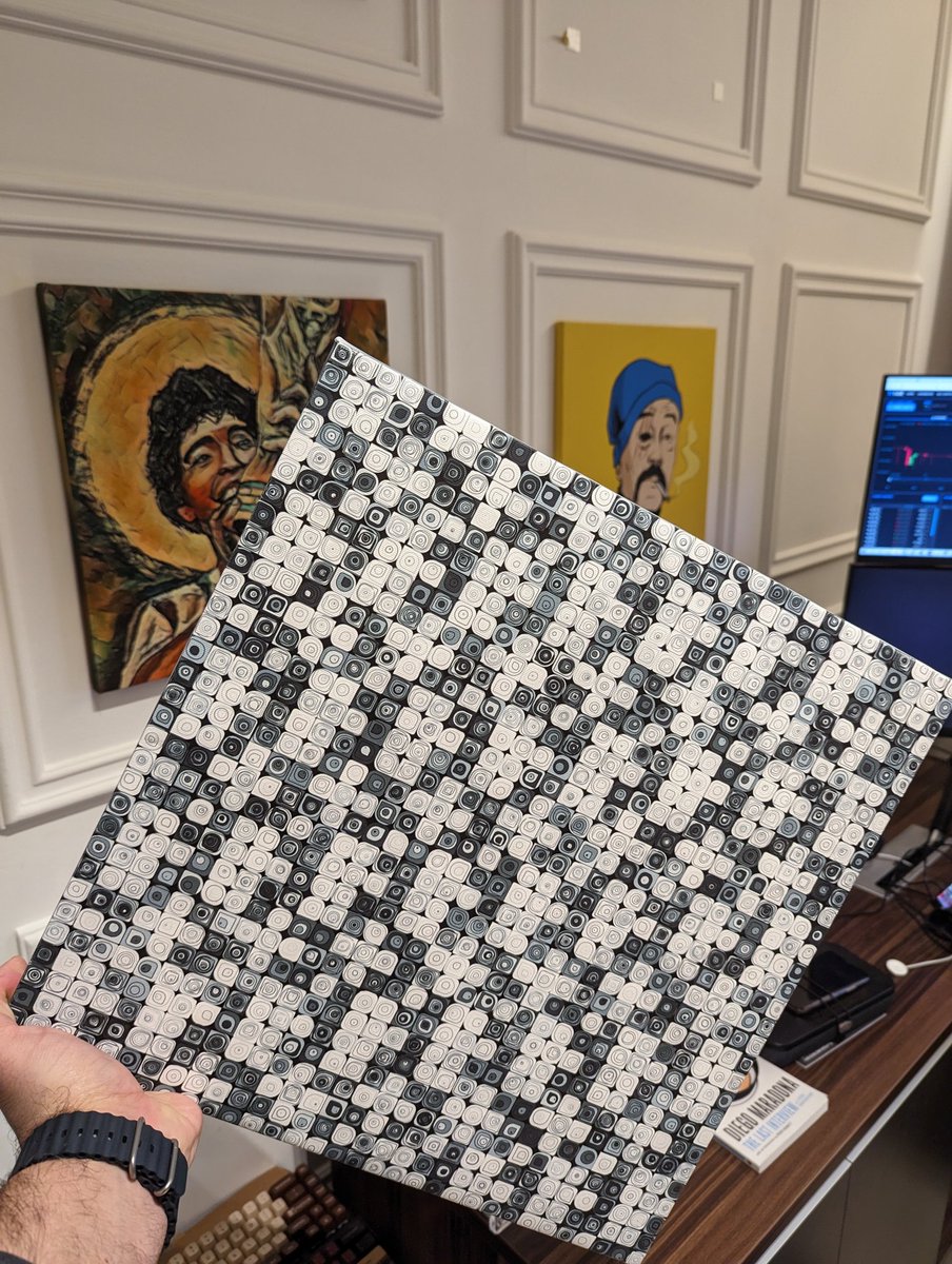 bokiko's tweet image. My latest wall art, one of the most artistic collections in #stx #nft space , blocks by @alexrudloff