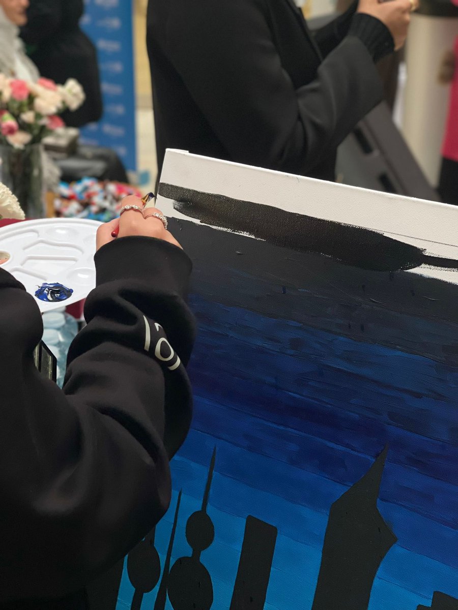 فريق المشهد🇰🇼 tweet media