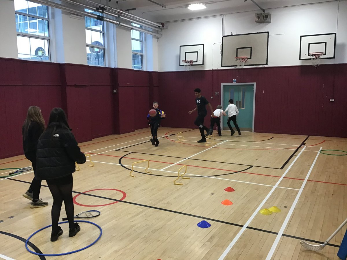 Fantastic work ethic in S2 DYW class over the past few weeks! Deliberating the importance of key transferable skills for future jobs, with a particular focus on the health and well-being industry! Now it’s time to implement said skills into creating a brand new game 👏🏼 🙌🏼⚽️🏀🏑🏏