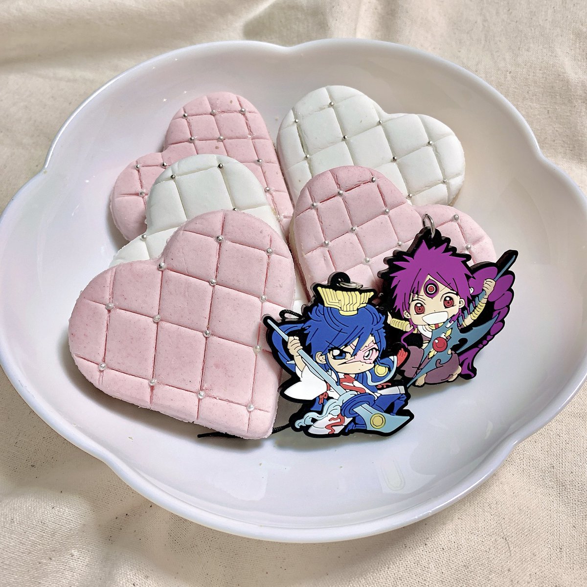_najmoO's tweet photo. クソおきゃヮなクッキー作りました︎︎🫶🏻🍫 https://t.co/AFhfcTxgDX
