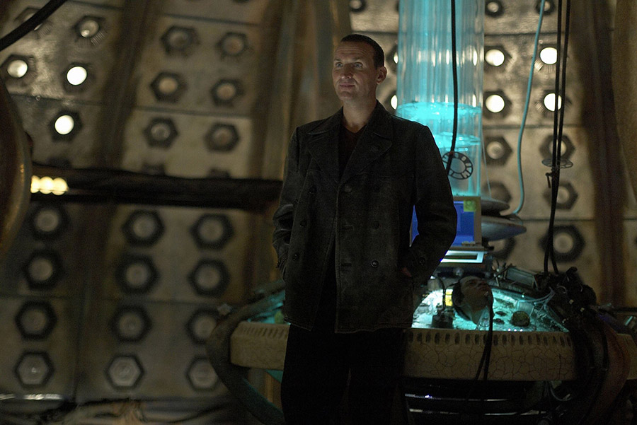 Happy Birthday Christopher Eccleston the 1st and 9th Dr Who a legend forever 