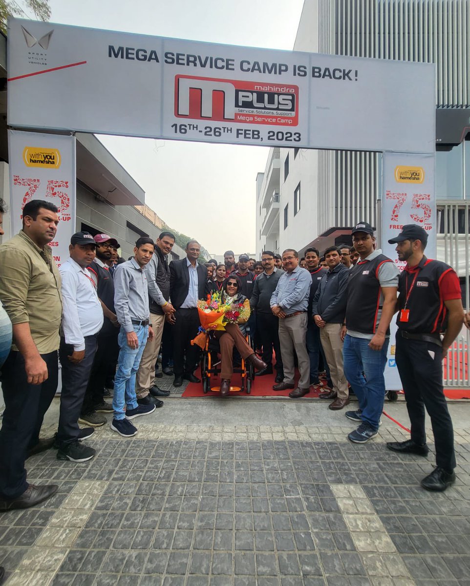 DeepaAthlete's tweet photo. Honoured to join the @MahindraRise family at Koncept Mahindra Sec 59 Noida, for the inauguration of their #MPlus75 service camp. Impressed by their mega camp with customer care at the heart of it! Thank you Mr Prashant for inviting me. Very happy to meet such a dedicated team. https://t.co/cctxHk5vCA