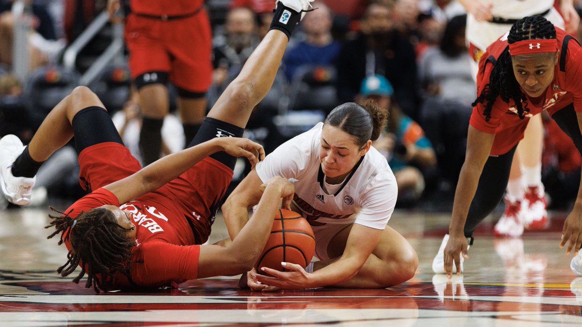 LaMonster34's tweet image. What makes a great defender?
Toughness and Will to Win ✅