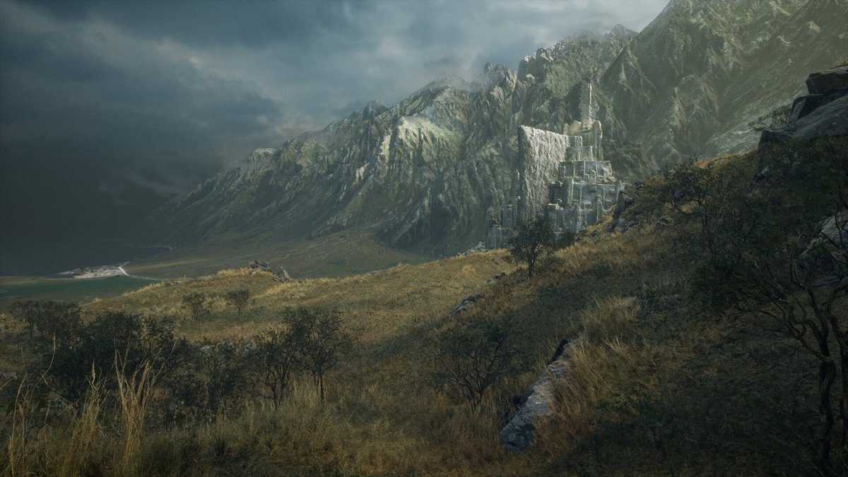 iansmithusa's tweet photo. So the Wizarding World community got their dream game in #HogwartLegacy, now where is a #LordOfTheRings open world game where you can be your own character and explore all the locations we know and love? https://t.co/Y7xf08dNSt