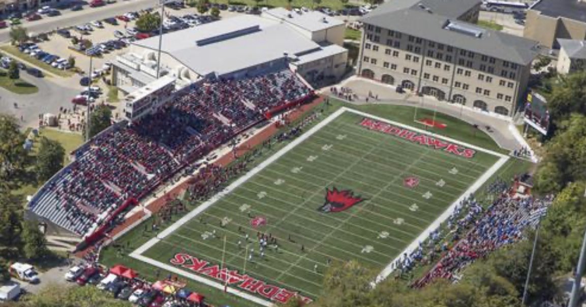 After great conversation with <a href="/DLcoachbeck/">Kevon Beckwith</a> Blessed to receive my first D1 offer from SEMO 🦅<a href="/Coach_QuinJones/">Quin Jones</a> <a href="/CoachHerb1/">901_TrenchWork</a> <a href="/LausanneFB/">Lausanne Football</a> <a href="/CoachJordan83/">Chris Jordan</a>