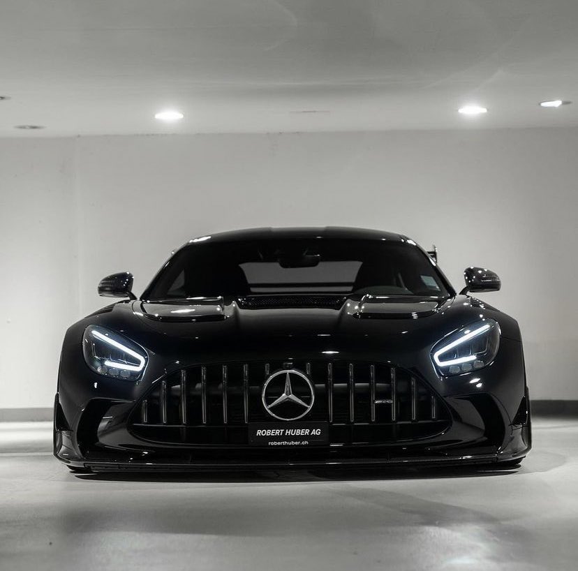 LuxuryCars365's tweet photo. Mercedes-AMG GT Black Series ♠️ https://t.co/NIPonc67hk