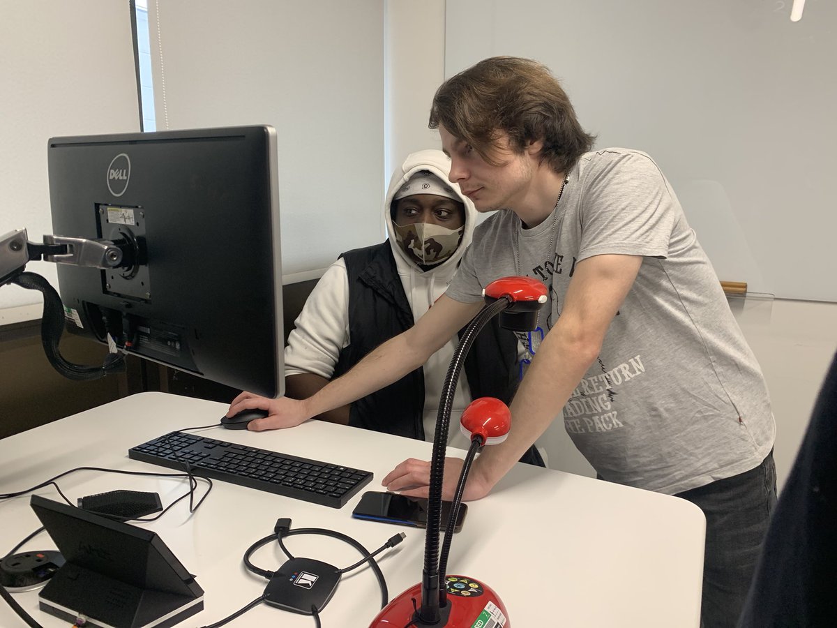 studio_tangent's tweet photo. Day 4: The Grind keeps going 💪 #WarGamesJam @I_W_M @UofGGamesLab @HistoryGamesNet https://t.co/2iVlDHUfZt