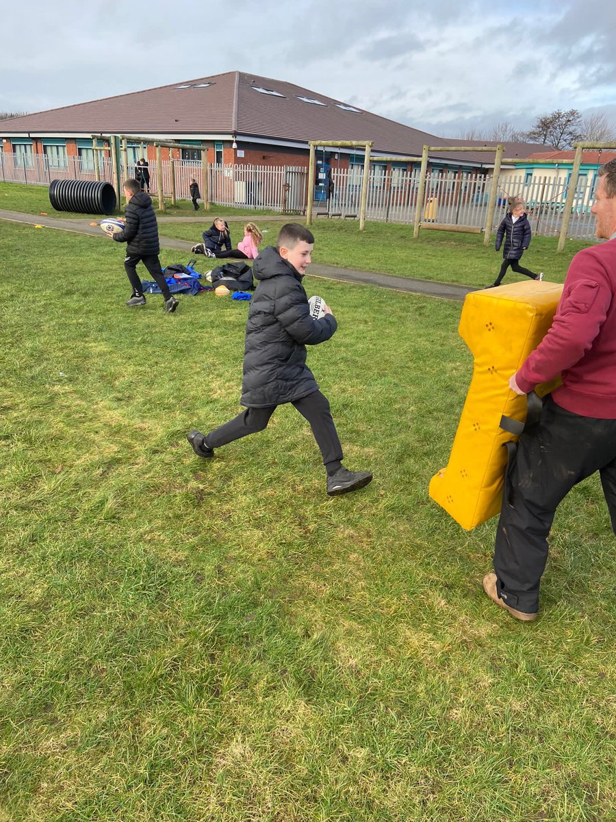 BlacklandsPS's tweet photo. Tackling Mr S during rugby! P3/4 and P6/7 feeling inspired by @Scotlandteam 🏉 #active #sportingstars https://t.co/qMCp0kMN1U