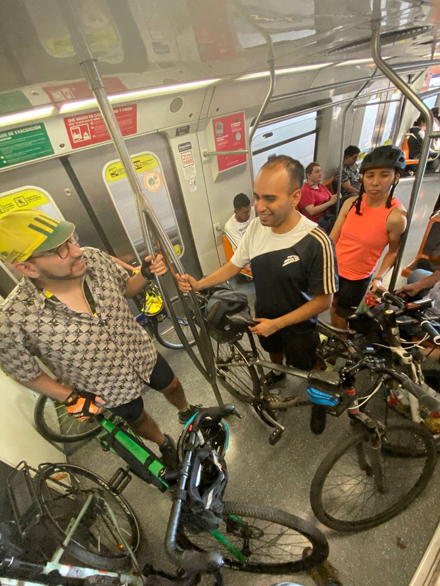 El domingo pasado aprovechamos #labicisesubealmetro para un viaje intermodal q nos permitió  acercarnos a la comuna de Pirque evitando peligrosas avenidas al tomar <a href="/metrodesantiago/">Metro de Santiago</a> desde Plaza Egaña hasta Puente Alto. Un atajo de 17 estaciones para salir de la zona urbana!🌳🚇🚲
