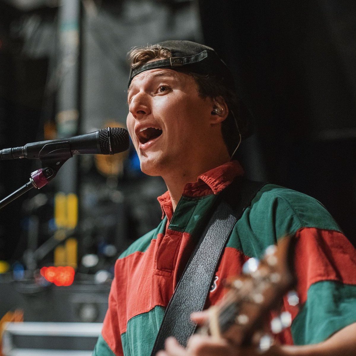 A few weeks ago, we launched @ShotlistMe and the response so far has been incredible! 🎉

A few highlights:
🎨 Grew our network to 10+ highly talented creatives.
🤝 Grew our Instagram to over 800+ followers.
💰 Completed our first paid projects!

Here is some of our recent work: