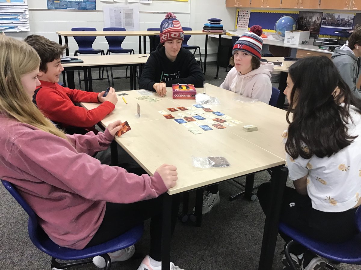 Mrs_Henry_class's tweet photo. In Design Thinking, we play CodeNames to practice our communication skills and collaboration. #PoG @BeachMiddle https://t.co/lir01JUavJ