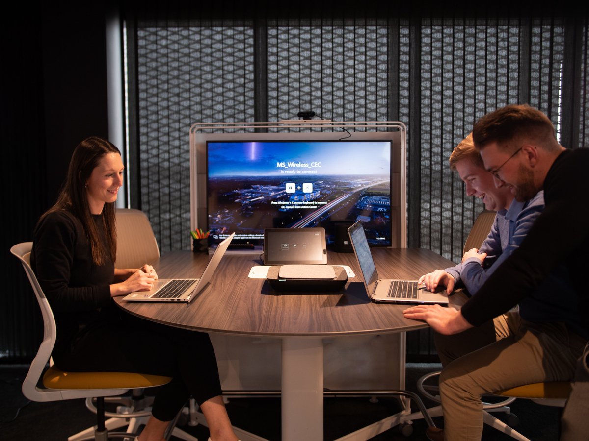 CXNbe's tweet photo. #EVENTS | Geniet van hogere schaalbaarheid, meer flexibiliteit en lagere kosten dankzij workloads in de #cloud. Ontdek onze gloednieuwe #Azure Academy:
📆 27/02 Azure Hybrid
📆 06/03 Smart Data
📆 20/03 Governance &amp; Compliance

Meer info: https://t.co/Wwh1ZL8aSf #ConXioNpower https://t.co/JH1FBq05Y9