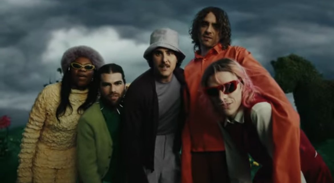 Paramore-Music.com tweet media