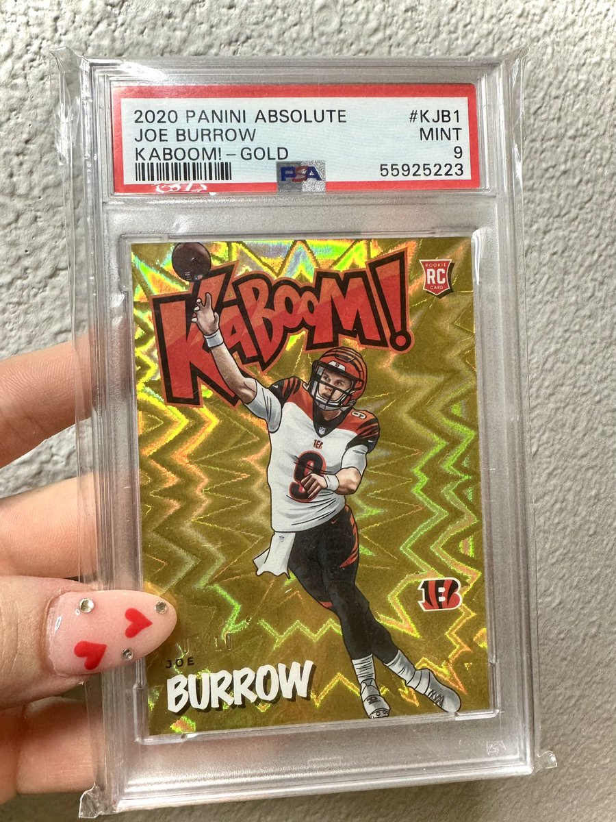 shebreaks_'s tweet image. Already Sold, but had to show it off for the first Twitter post 🔥