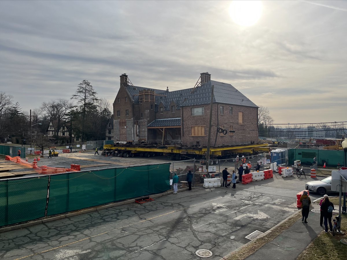 EPrinceton's tweet photo. The house at 91 Prospect St. is awaiting its move across the street today. Yesterday it was rotated so it would face the opposite direction. The relocation project is making way for the construction of the next generation of Princeton Engineering buildings. #PrincetonEngineering https://t.co/Fo9yrCHxpD