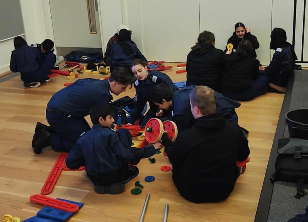 Recently <a href="/BarnetVPC/">BarnetVPC</a> were joined by officers from the <a href="/RoyalNavy/">Royal Navy</a> who spent the evening running through some team building exercises with our Cadets as well as explaining about different roles within the Navy. Many thanks for coming in @cmdrfcampbell <a href="/MPSCadets/">MPS Cadets</a> <a href="/NationalVPC/">National Volunteer Police Cadets</a>
