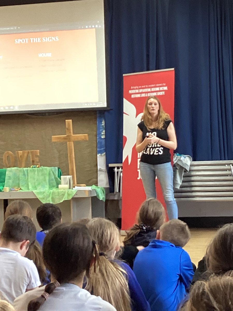 SsPeterPaulSch's tweet photo. Thank you Sam from Hope for Justice for visiting us today to talk about modern day slavery. ⁦@Hopeforjustice⁩ https://t.co/EUrB2lGIvU
