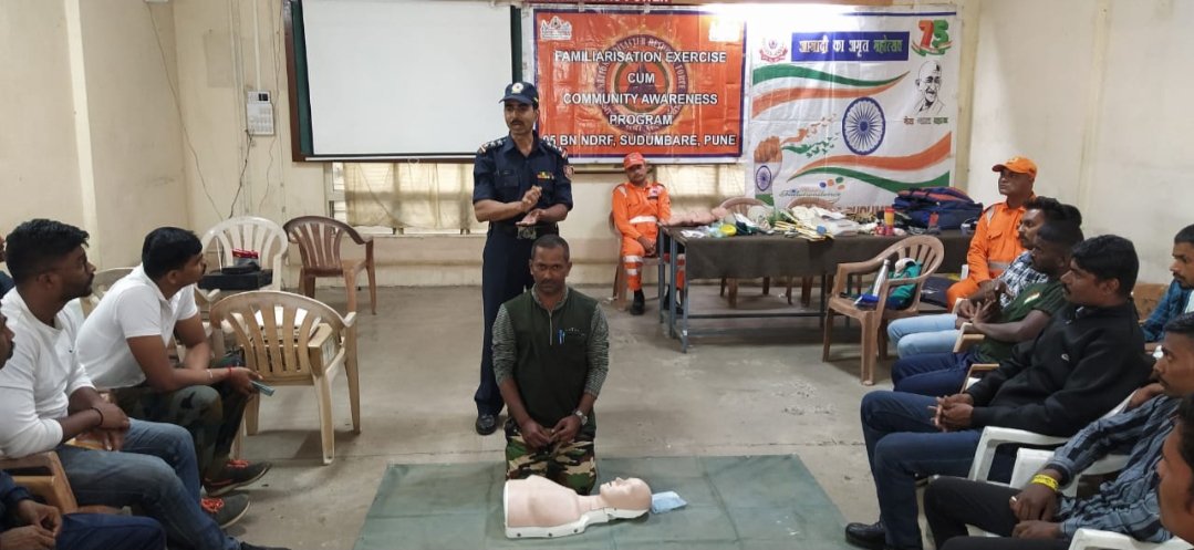 05NDRF's tweet photo. #AmritMahotsav
#ndrf_India 
#Building_capacity
5 NDRF conducted capacity building program and disaster management training for #KDRF personnel and Volunteers in Kolhapur, Maharashtra.
@ndmaindia @NDRFHQ @ANI @PIBMumbai https://t.co/iMMPsvzFHr