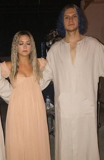 *   .     　 ˚  
 　　 ✧ ·　·　　 . 　　　
 　  　　 　　  　　　　　 ✹ 
  ·  *  　  ˚ 　 ✺ 　
　　　　　 　 .  . 　　  ✫ 
　 　　  　 · +   .