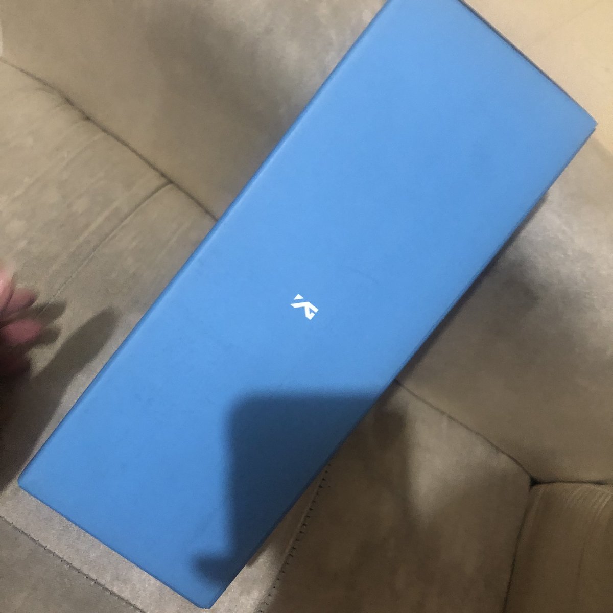 timChinguKshoPH's tweet photo. Available teulights 

onhand and sealed po

2,000php

#treasurelightstick #TREASURE https://t.co/JHbTSpSRM4