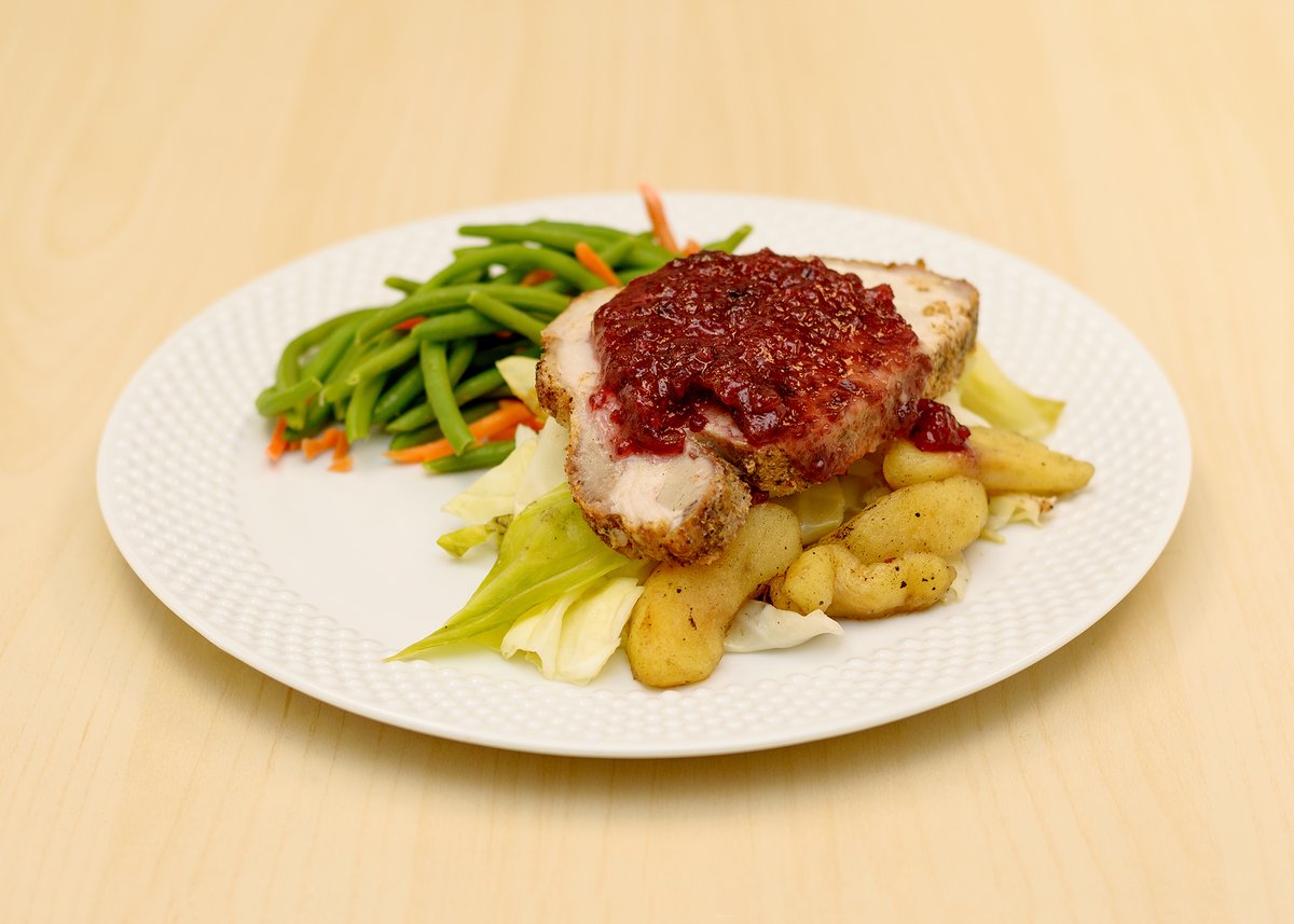 freshnfit's tweet photo. Enjoy dozens of delicious, chef prepared meals each week from our winter menus conveniently delivered to your door. Don't forget to place your order before our 9am, Friday cutoff time so you won't miss out on some of our favorites from next week's menus.

https://t.co/JSlag8G0up https://t.co/sXjHx7DSLS