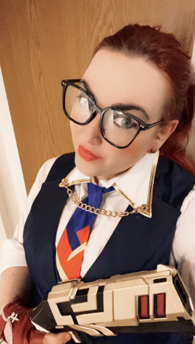 U want to drink? Let’s drink 💕
#party #karneval #ChamberValorant #chamber