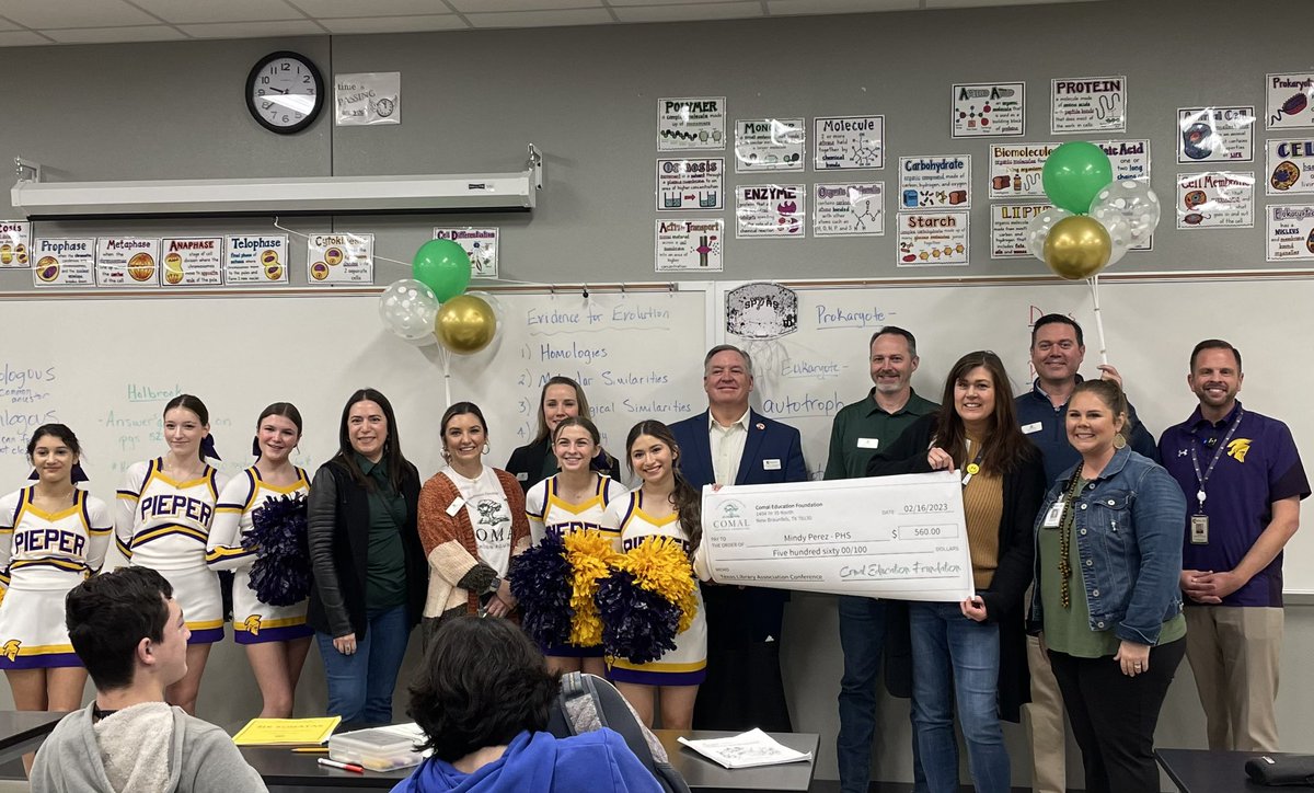 DrChapmanCISD's tweet photo. Pieper High School was our second stop of the day! We were also able to witness the State send off for Swim and Wrestling. Congratulations to Pieper High School. #comalisd 

Where to next Comal ISD? https://t.co/bSy7x4GKRR