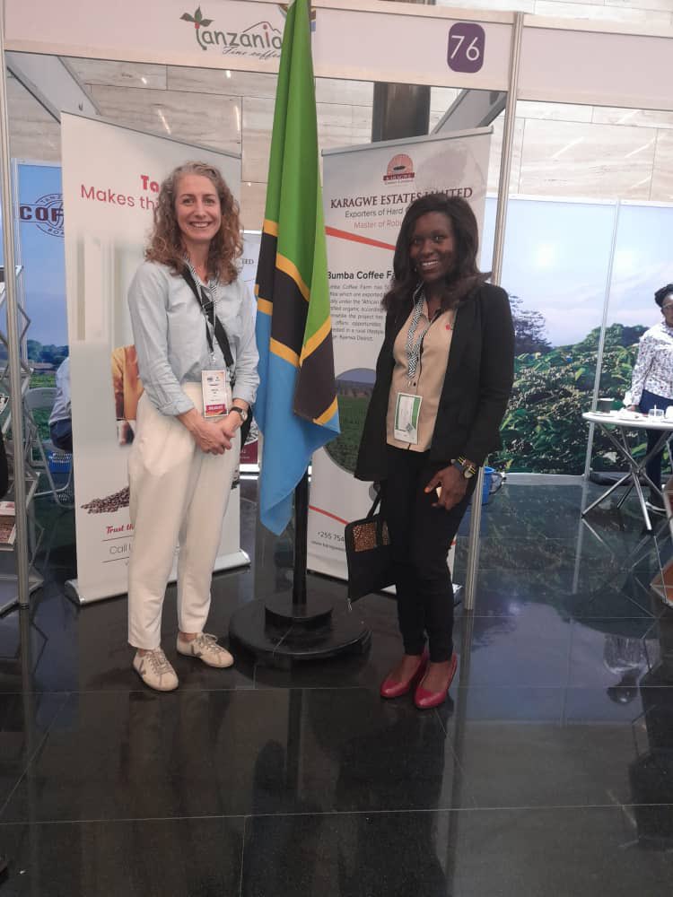 cafe_tanzania's tweet photo. In an effort to ensure there’s sustainable coffee production, @cafe_tanzania organized a breakfast meeting at #AFCA2023 with key focus on strategizing how next generation of coffee farmers can be supported.
#JDE
#GCP
#P4F
#Viagroforestry https://t.co/9xPrthHx25