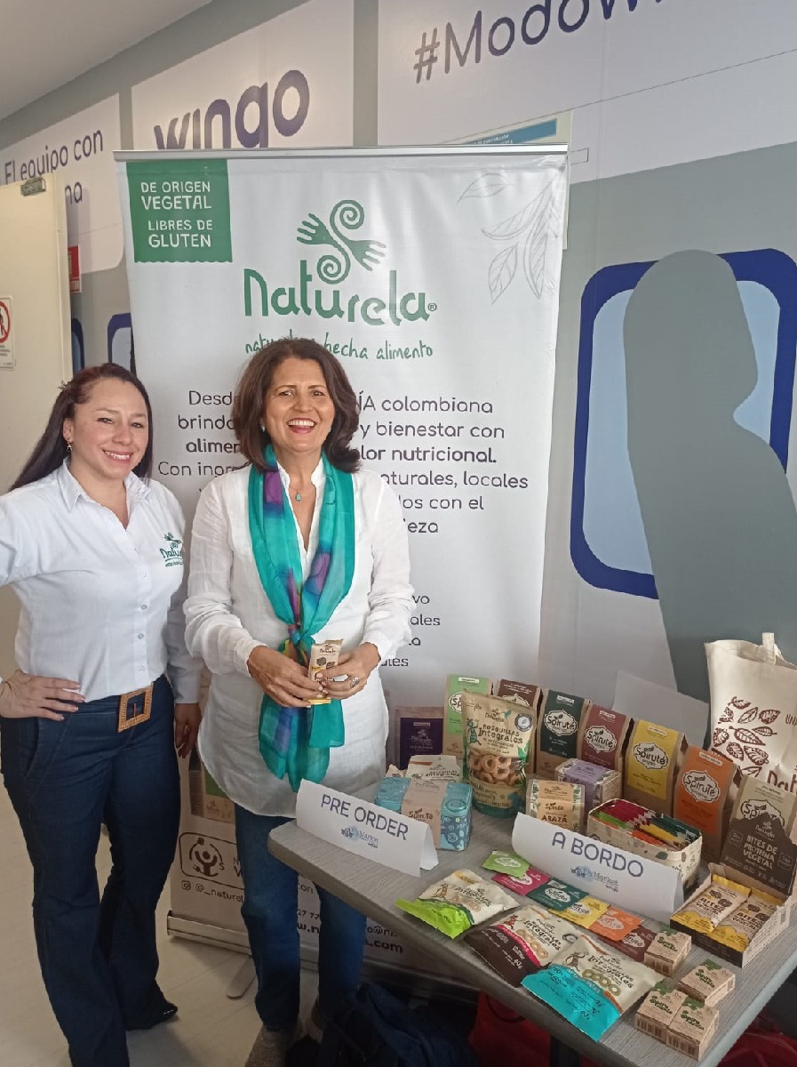 _naturela_'s tweet photo. Hoy estamos en el showroom de @wingo 😉 en el 4to piso de @BOG_ELDORADO
#wingo #naturela #nutrición #alimentos #alimentaciónsaludable https://t.co/hsG37Izzn0