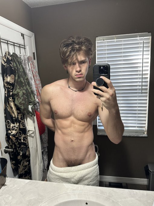 I love thursdays https://t.co/cNU3rqDHaS<a href="/tag/fitness"class="tags"><span>#fitness</span></a>