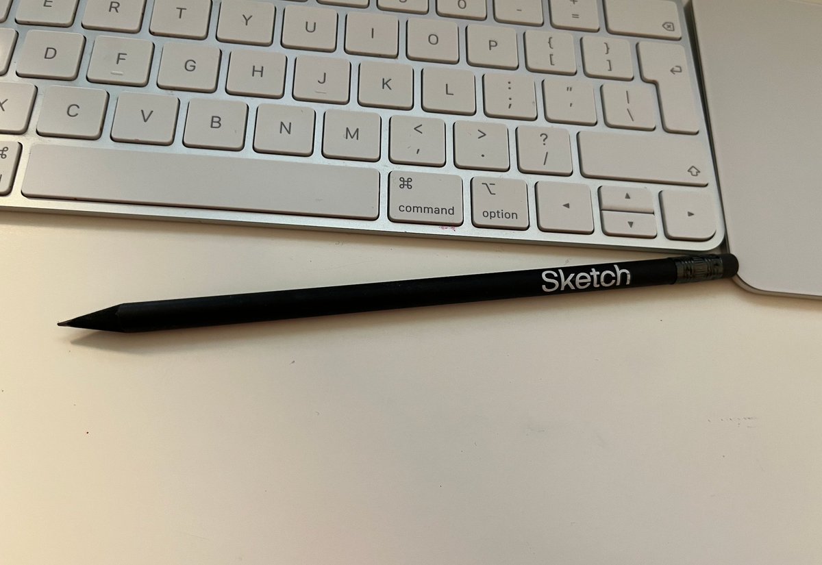 karlafernandes's tweet image. Just found my old unsharpened pencil and wondered if anyone's used @sketch as much as I've used this thing 😂 #designhumor #sketchapp #penciljokes #designsystem #designmigration #design #NoCode