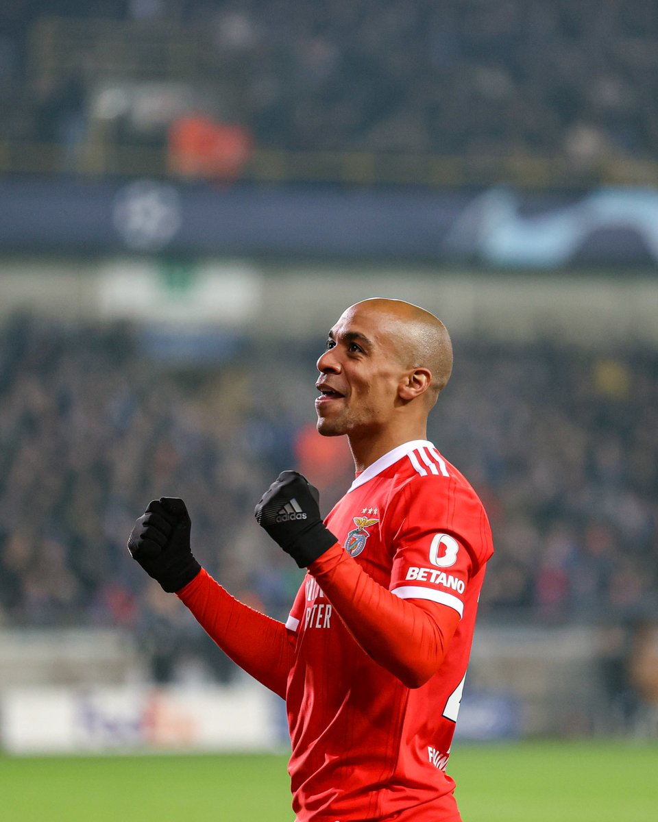 🎩✨

#BRUSLB | #UCL
