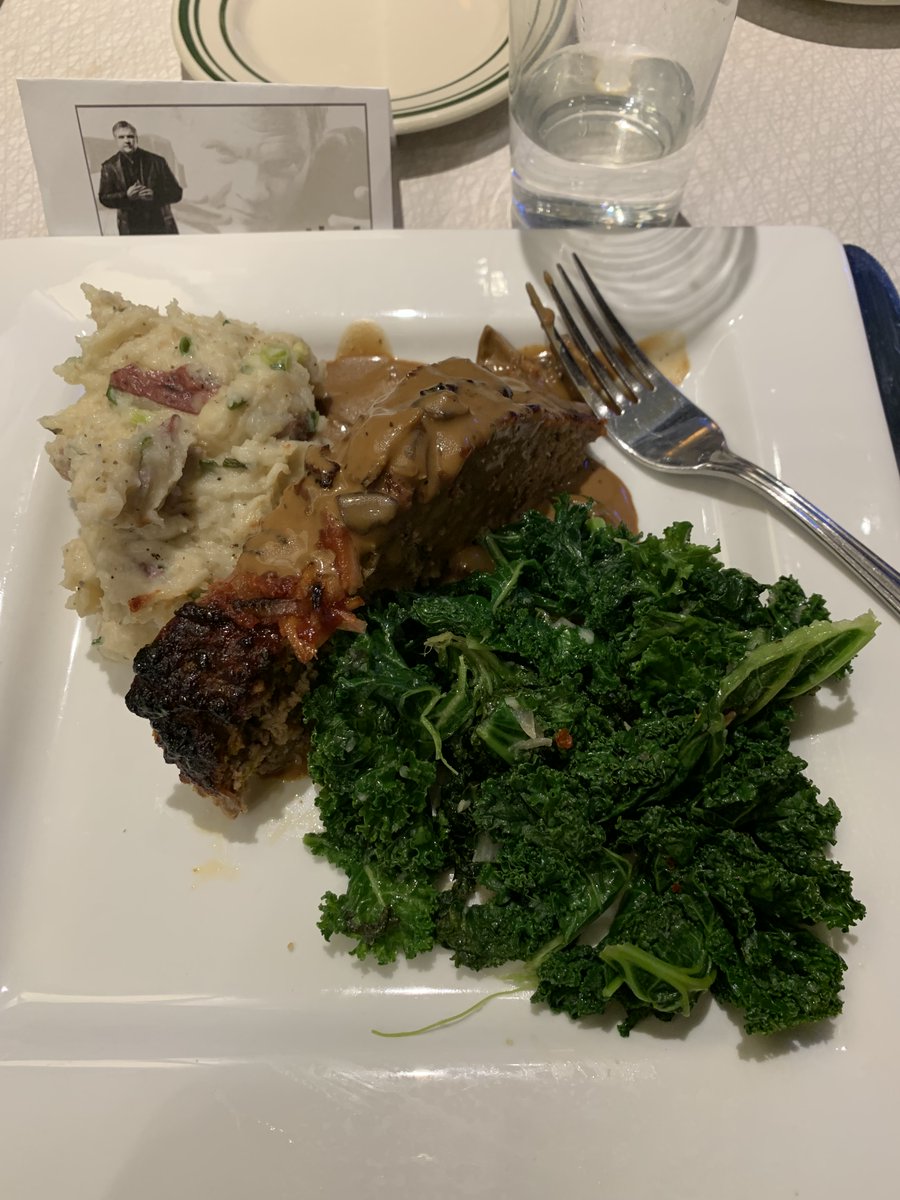 Dine Out for the Friends of the Library <a href="/FARMBloomington/">Farm Bloomington</a>! Make your reservation today &amp; choose your entree at mcpl.info/dineout. Get a set 3-course meal for $30 at 6pm on Tuesday Feb 21 (salad, entree, cobbler) Soooo good!😋FARM will give the Friends $15 for each dinner!